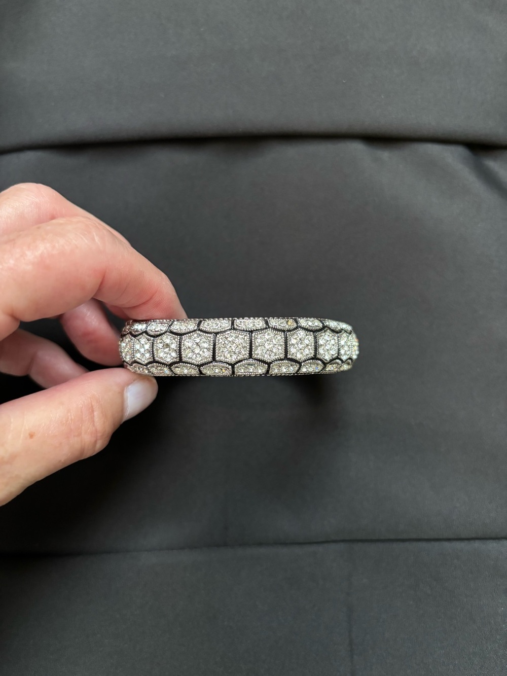 Crystal-Embellished Silver bangle braclet.